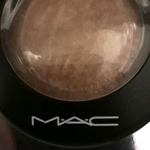 Meet your Posher, June